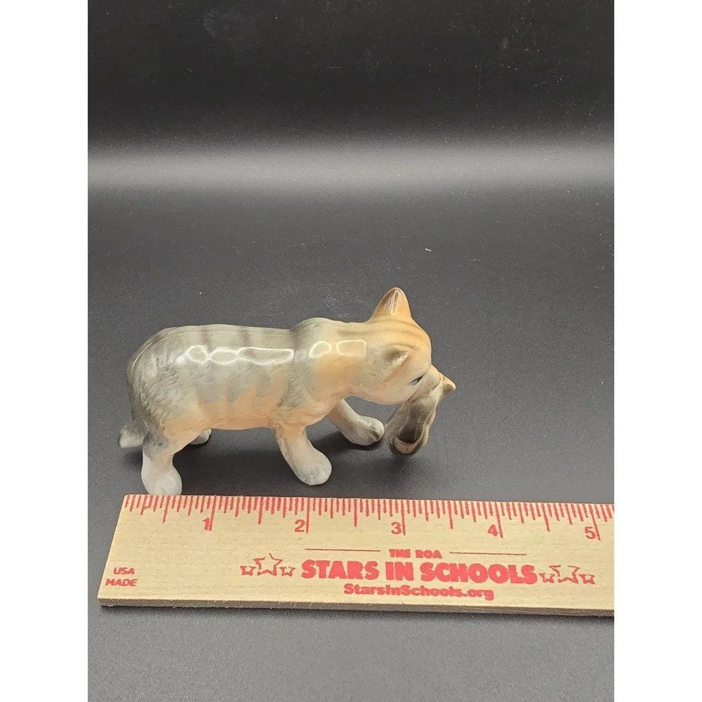 Vintage Mommy Cat Holding Kitty By The Mouth Trinket